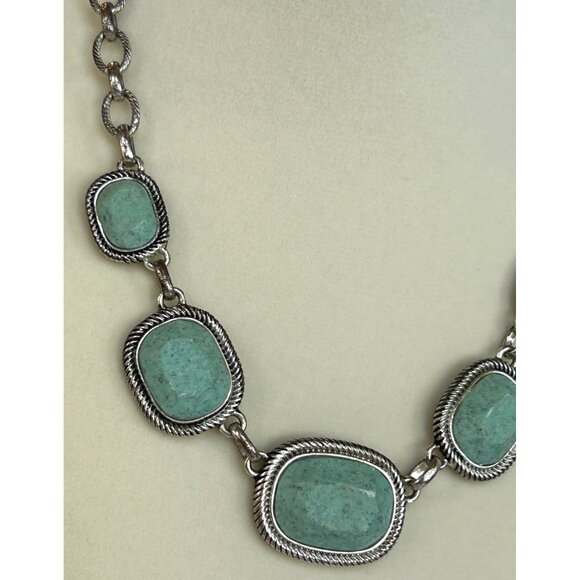Silver Tone Howlite Bib Chunky Statement Necklace - Picture 3 of 9